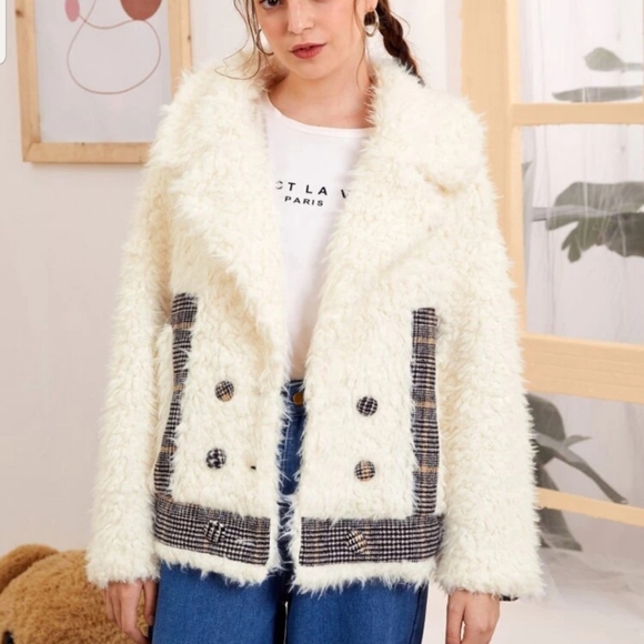 Beige Houndstooth Panel Teddy Coat - Picture 2 of 4